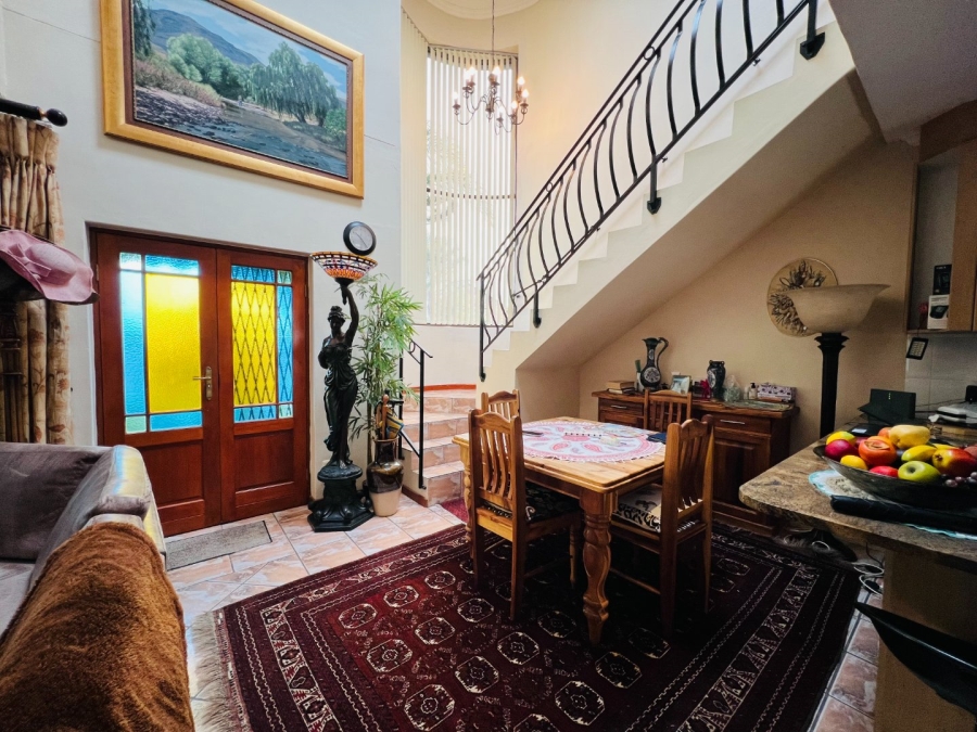 8 Bedroom Property for Sale in Rooi Rivier Rif Western Cape